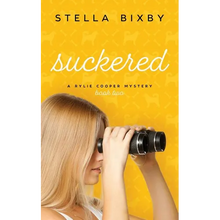 Suckered: A Rylie Cooper Mystery, Book Two - Paperback