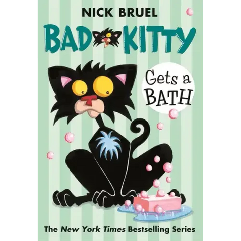 Bad Kitty Gets a Bath (Paperback Black-And-White Edition)