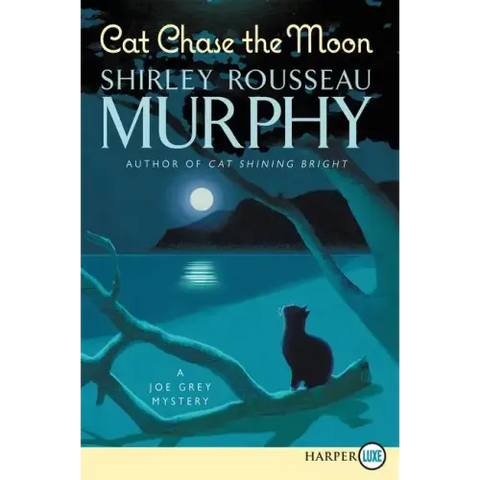 Cat Chase the Moon: A Joe Grey Mystery