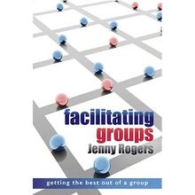 Facilitating Groups - Paperback